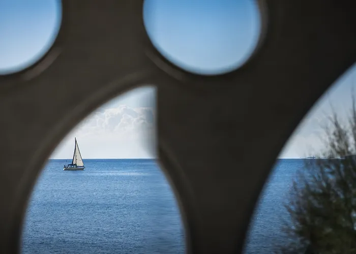 Rivalmare Beach Boutique Hotel
